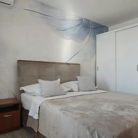 D&m1 Apartment